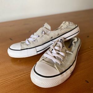 Cream colored Converse- like new!
